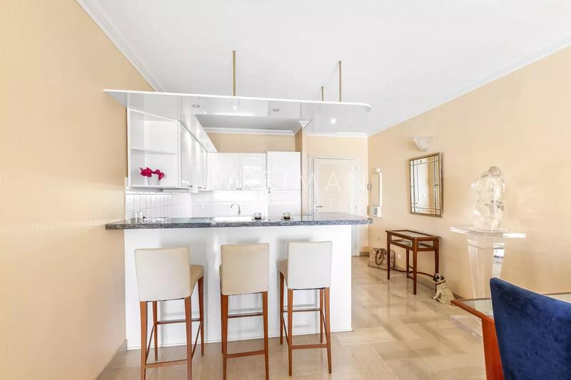 Appartement - 70 m² - 3 pièces