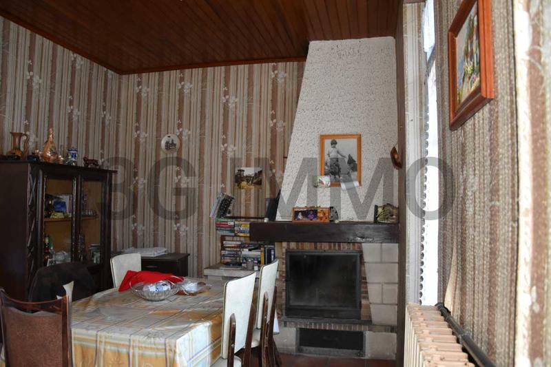 Maison - 240 m² - 12 pièces