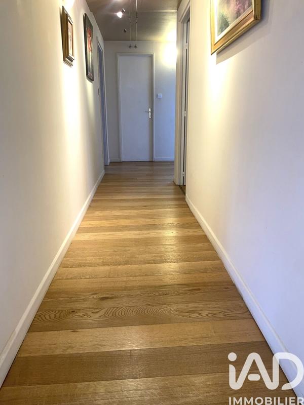 Appartement - 100 m² - 5 pièces
