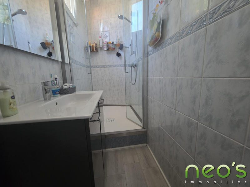 Maison - 93 m² - 5 pièces