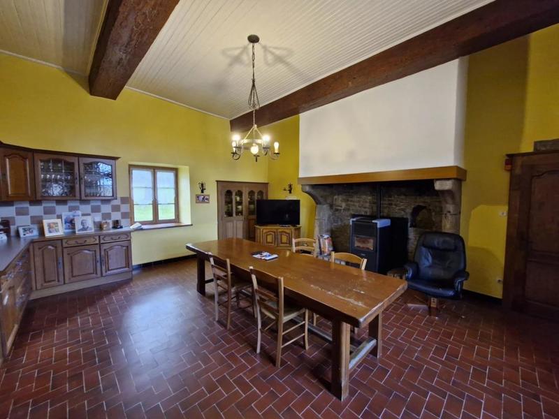 Propriété - 200 m² - 10 pièces