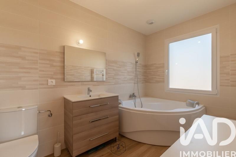 Maison - 143 m² - 6 pièces