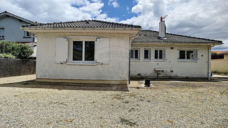 Maison - 94 m² - 4 pièces