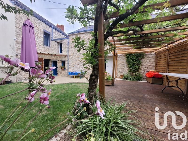 Maison - 104 m² - 5 pièces