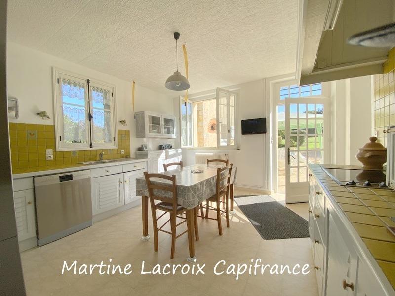 Propriété - 226 m² - 8 pièces