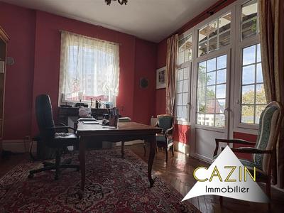 Maison - 159 m² - 7 pièces