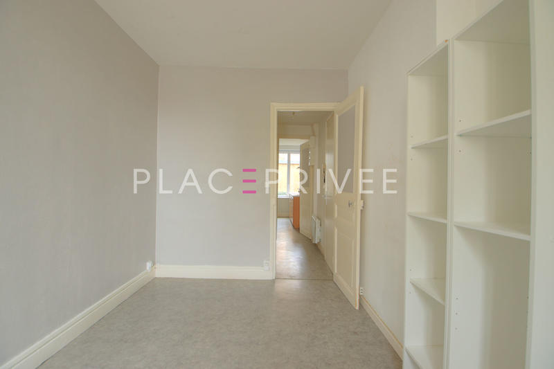 Immeuble - 19 pièces