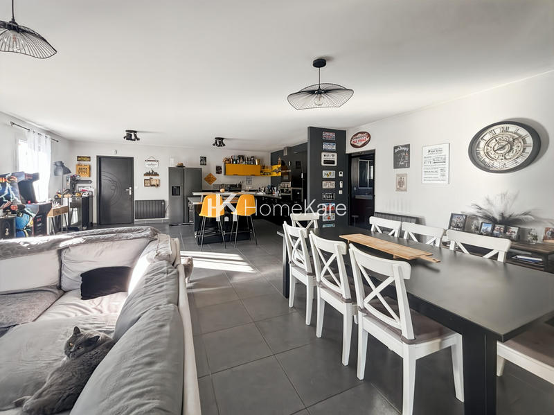 Maison - 130 m² - 6 pièces