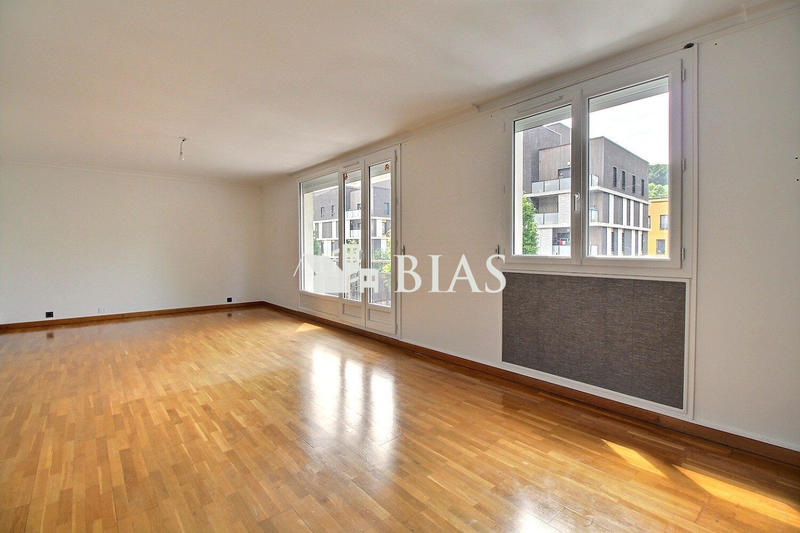 Appartement - 91 m² - 5 pièces