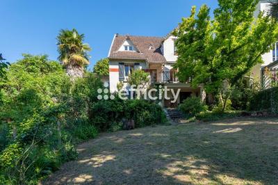 Maison - 115 m² - 6 pièces