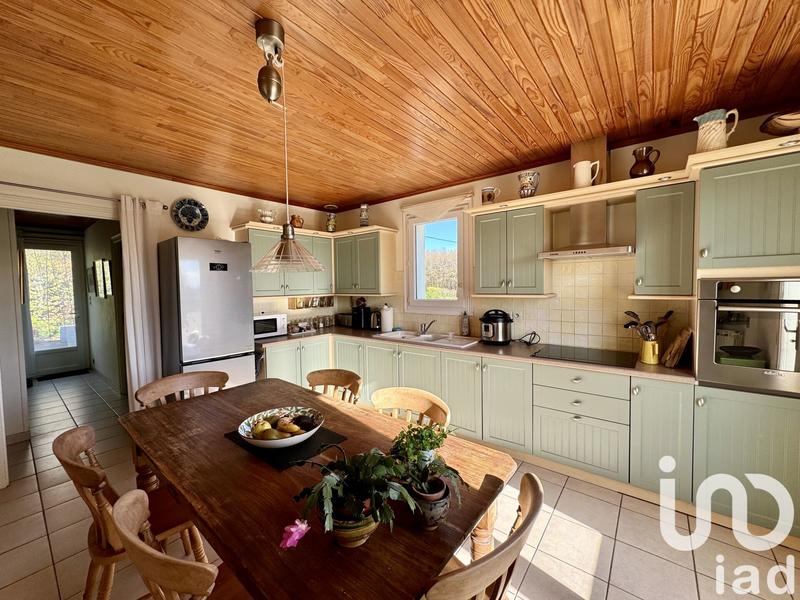 Maison - 193 m² - 6 pièces