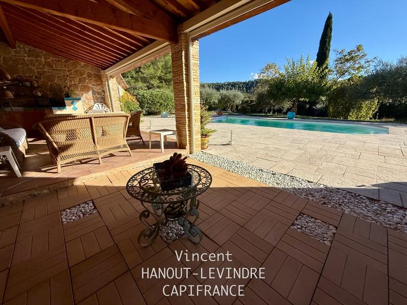 Maison - 314 m² - 11 pièces