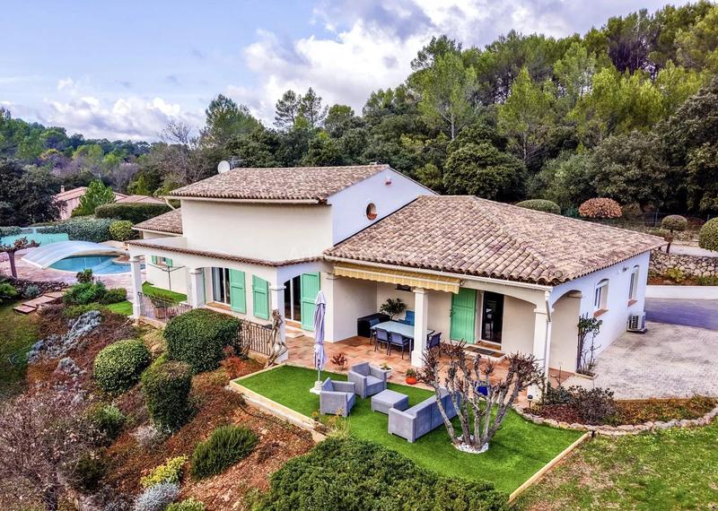 Maison - 190 m² - 6 pièces