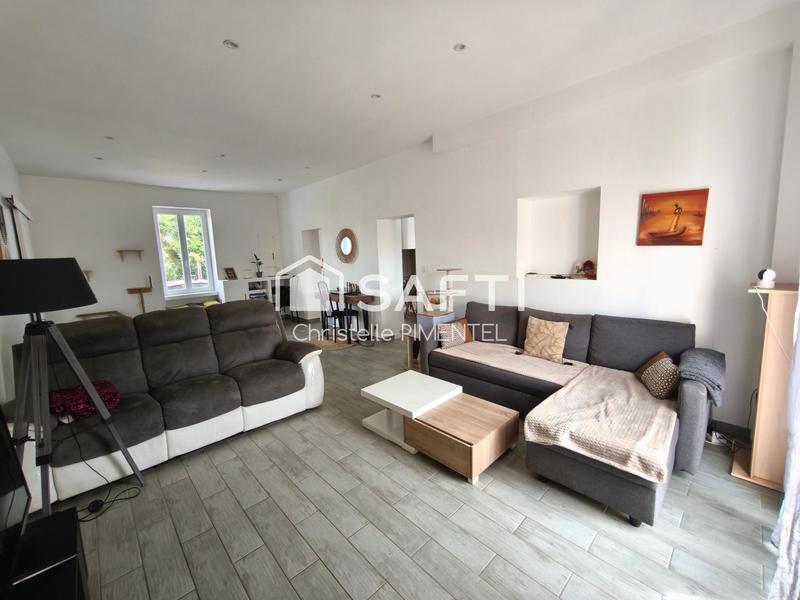 Maison - 198 m² - 6 pièces