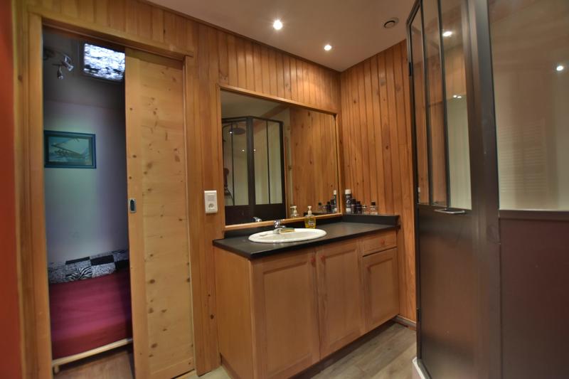 Maison - 268 m² - 9 pièces