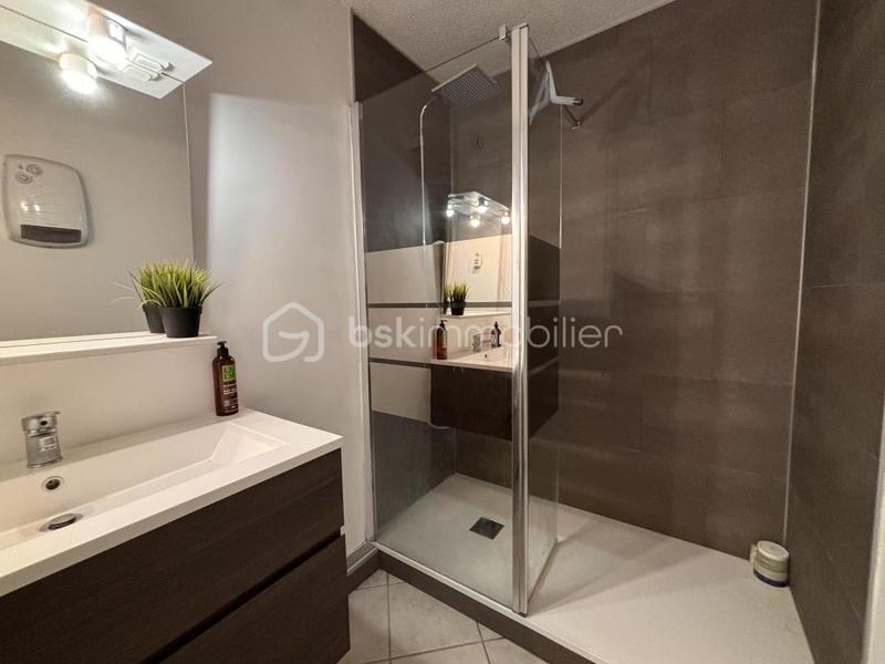 Appartement - 95 m² - 4 pièces