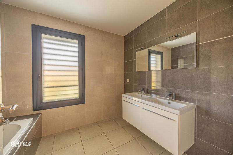 Maison - 136 m² - 5 pièces