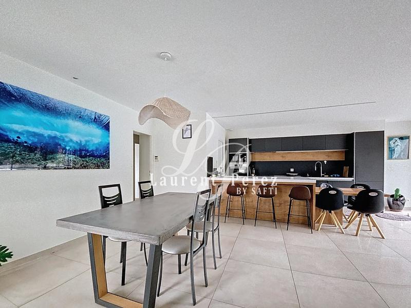 Maison - 175 m² - 6 pièces