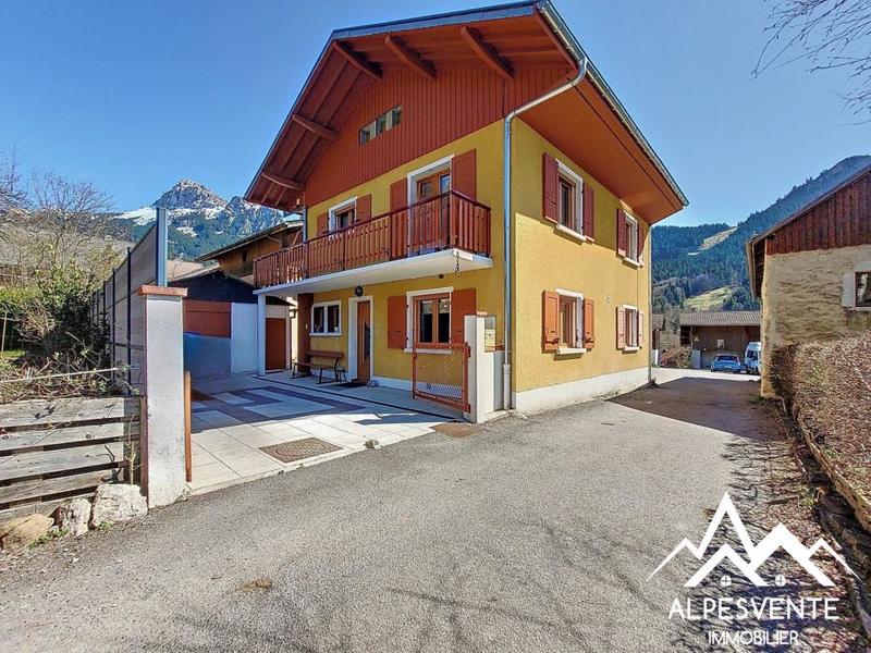 Maison - 100 m² - 4 pièces