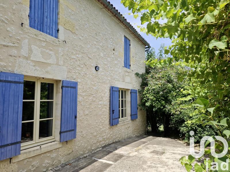 Maison de campagne - 250 m² - 10 pièces