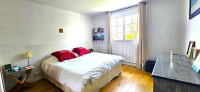 Maison - 130 m² - 7 pièces