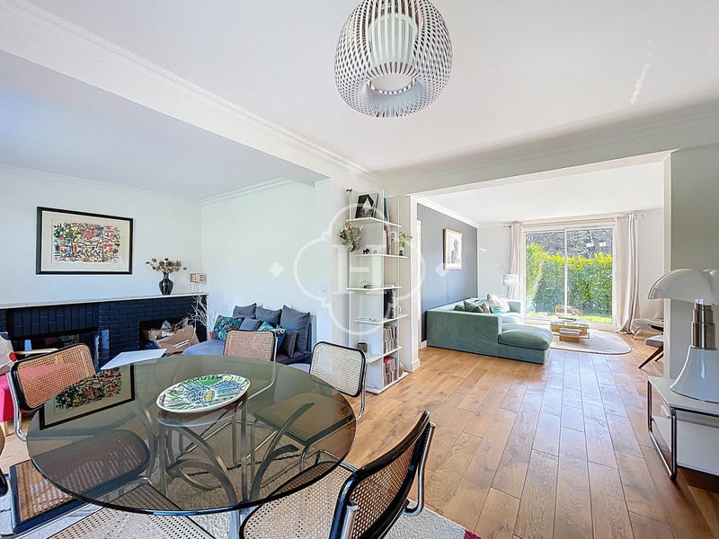 Maison - 190 m² - 7 pièces