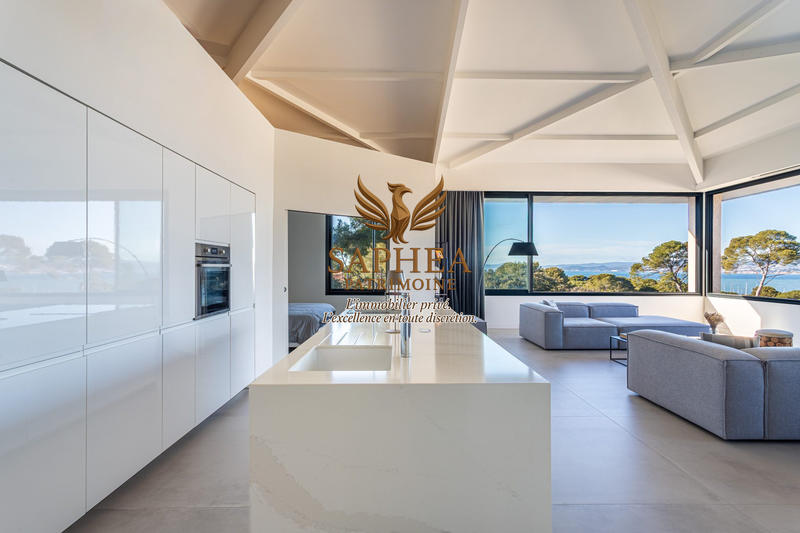 Appartement - 140 m² - 5 pièces