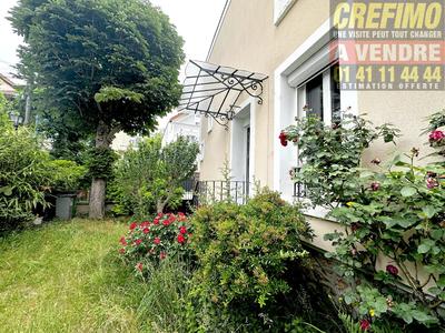 Maison - 108 m² - 6 pièces