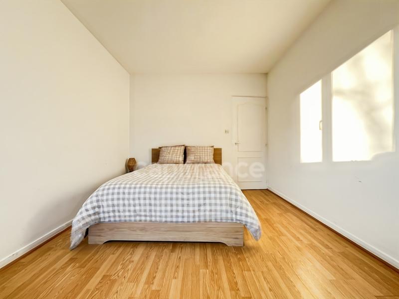 Appartement - 75 m² - 4 pièces