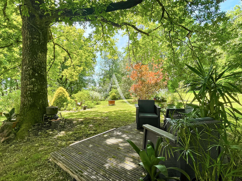 Maison - 193 m² - 9 pièces