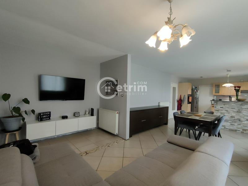 Maison - 105 m² - 5 pièces