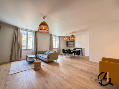 Appartement - 77 m² - 3 pièces