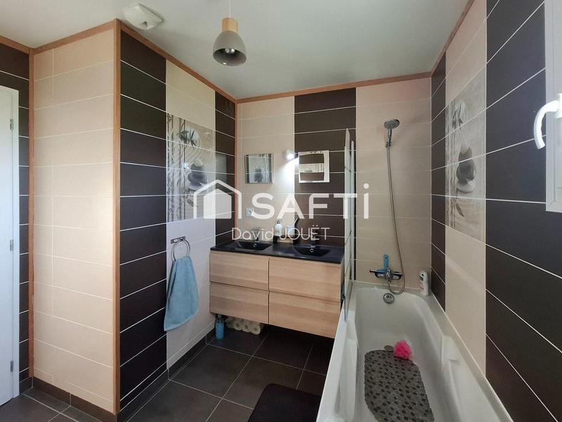 Maison - 110 m² - 5 pièces