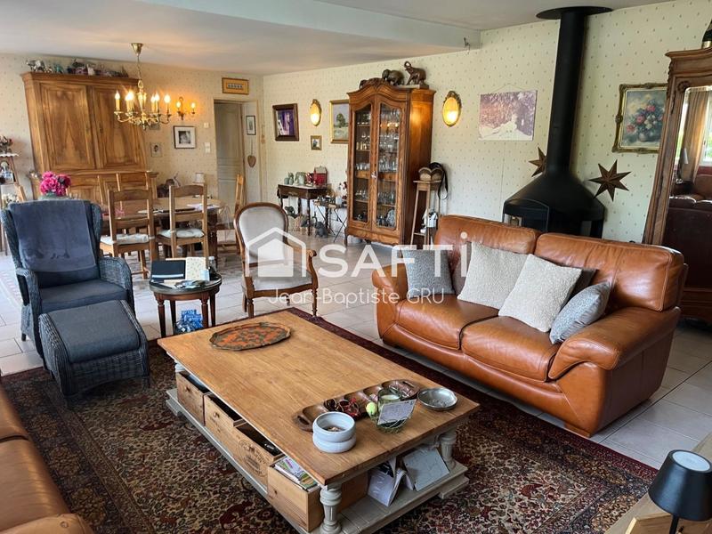 Maison - 201 m² - 9 pièces