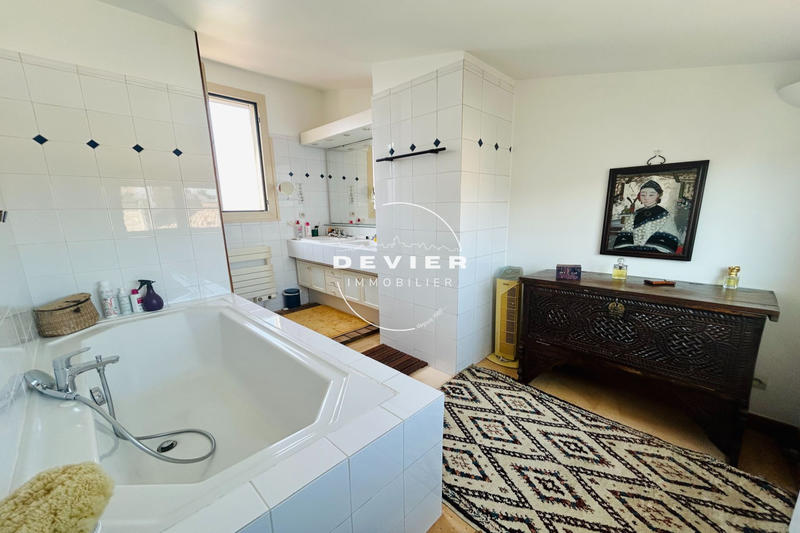 Maison - 130 m² - 4 pièces