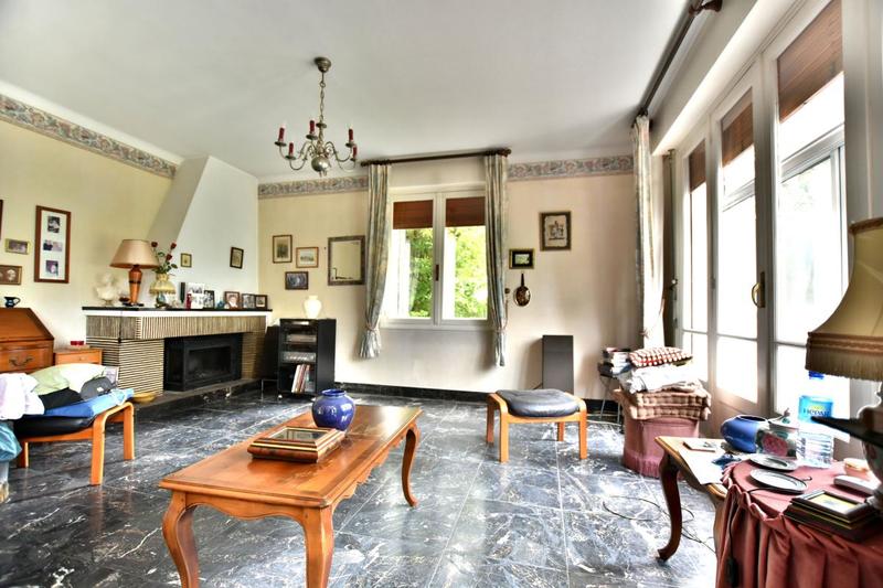 Maison - 167 m² - 7 pièces