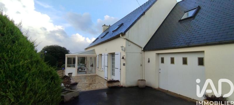 Maison - 153 m² - 9 pièces