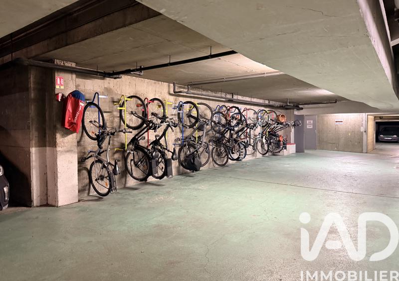 Parking - 11 m²