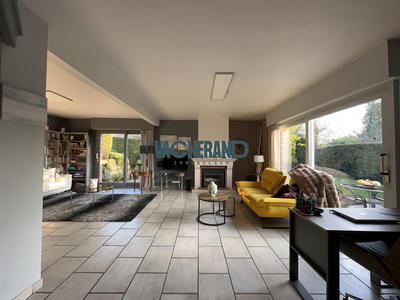 Maison - 139 m² - 6 pièces