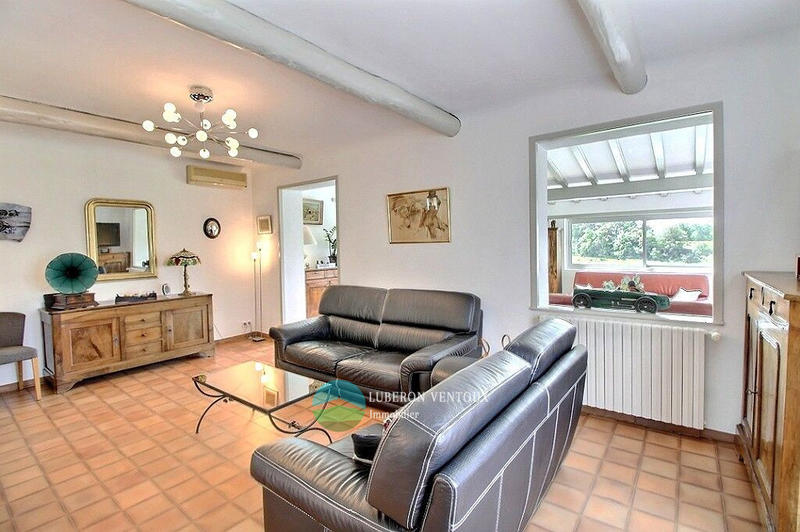 Propriété - 457 m² - 16 pièces