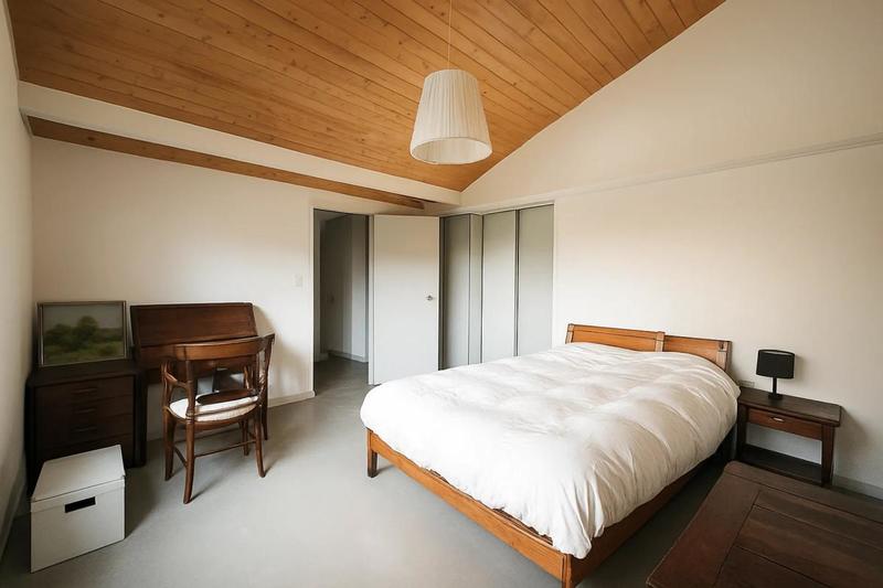 Propriété - 187 m² - 6 pièces