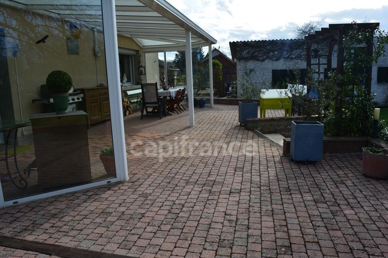 Maison - 262 m² - 8 pièces