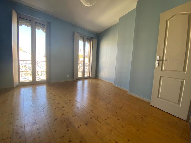 Appartement - 130 m² - 6 pièces