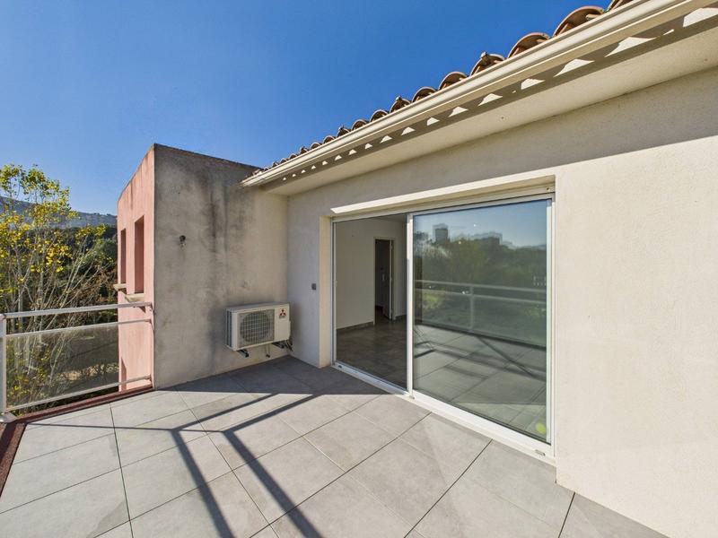 Appartement - 111 m² - 4 pièces