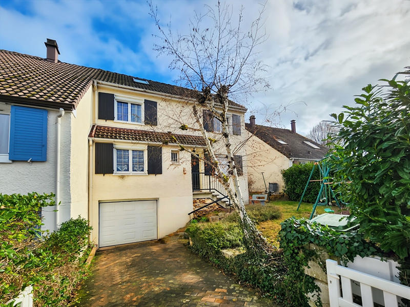 Maison - 110 m² - 7 pièces