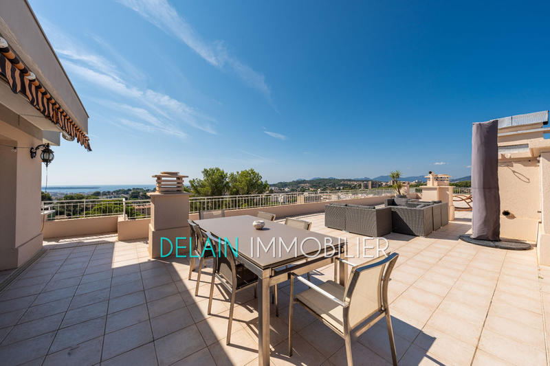 Appartement - 90 m² - 3 pièces