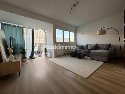 Appartement - 75 m² - 4 pièces