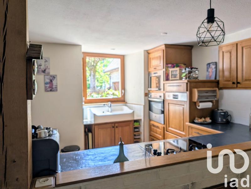 Maison - 201 m² - 7 pièces