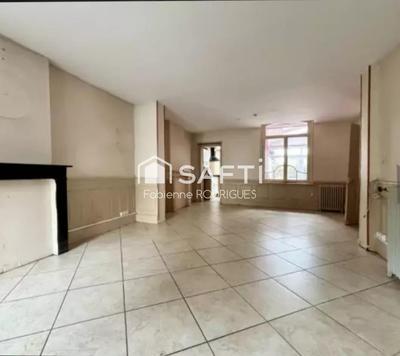 Maison - 150 m² - 9 pièces