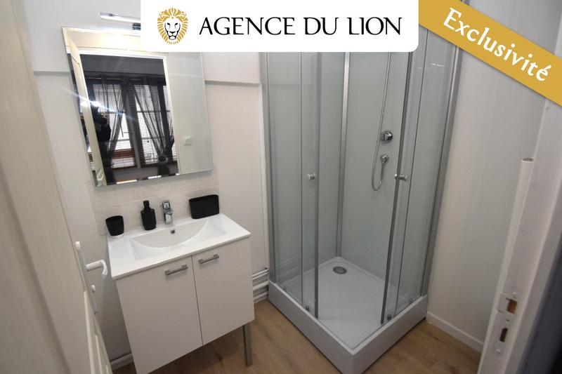 Appartement - 141 m² - 8 pièces